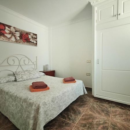 Villa Los Llanos San Nicolas ภายนอก รูปภาพ