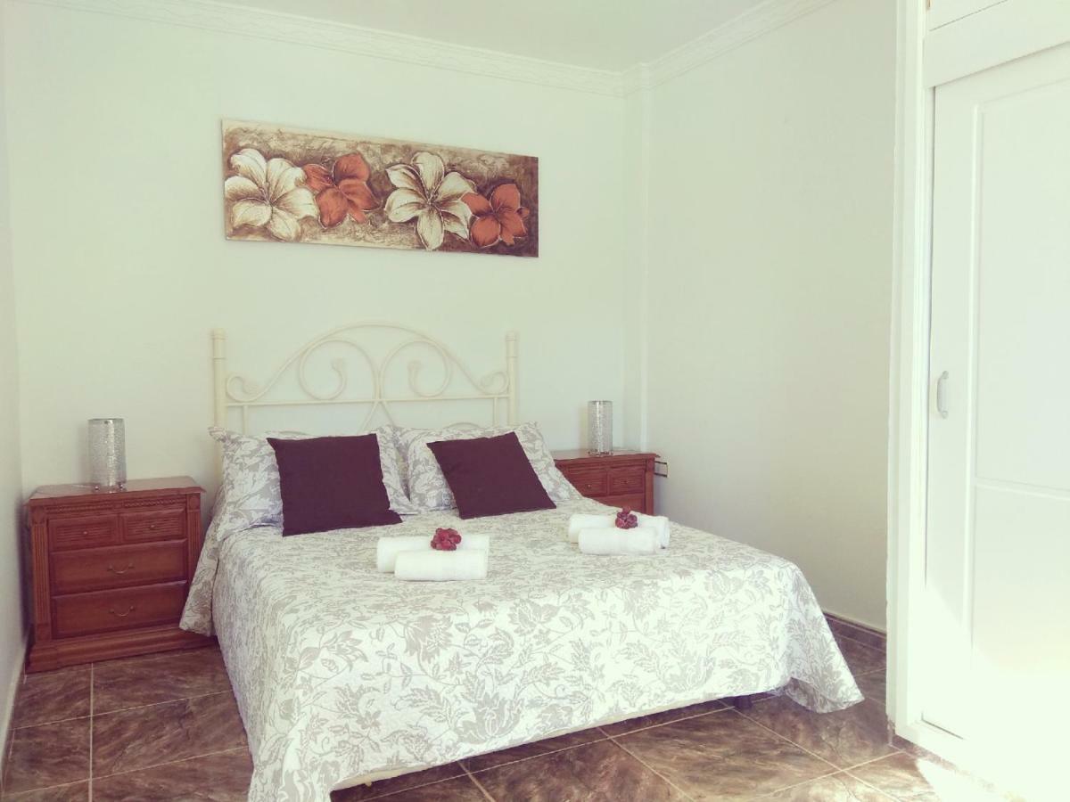 Villa Los Llanos San Nicolas ภายนอก รูปภาพ